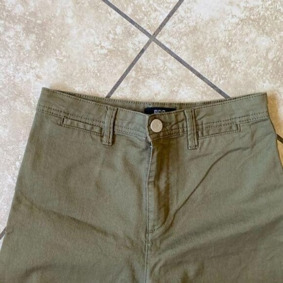 URBAN OUTFITTERS BDG Jeans - Picture 4 of 7